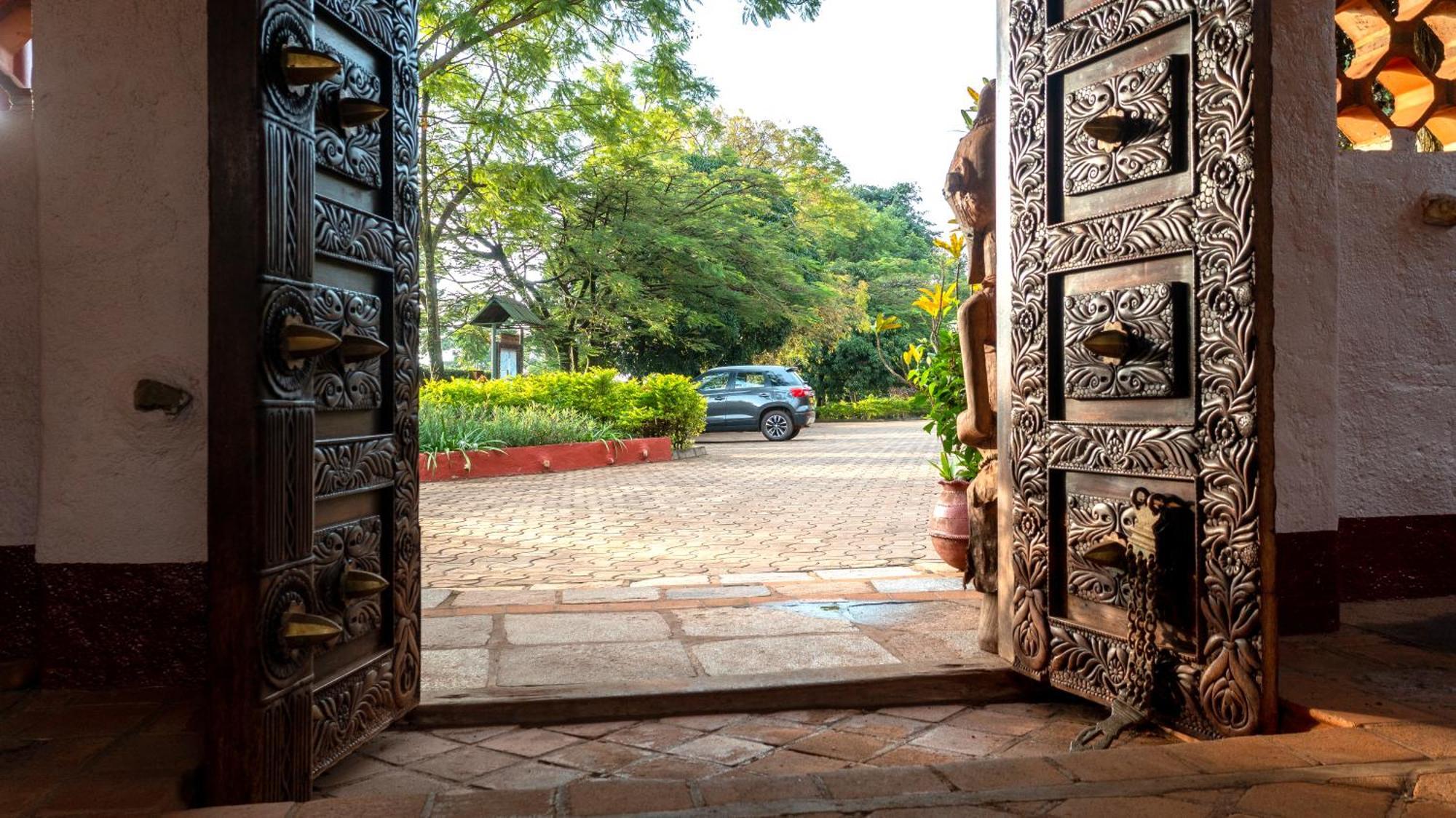 Masindi Hotel Exterior foto