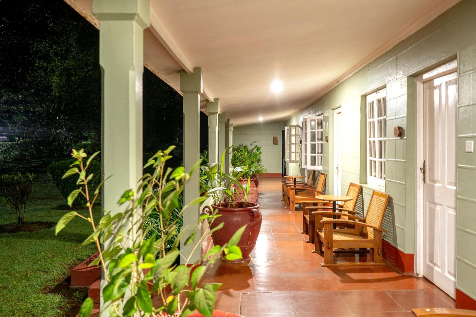 Masindi Hotel Exterior foto