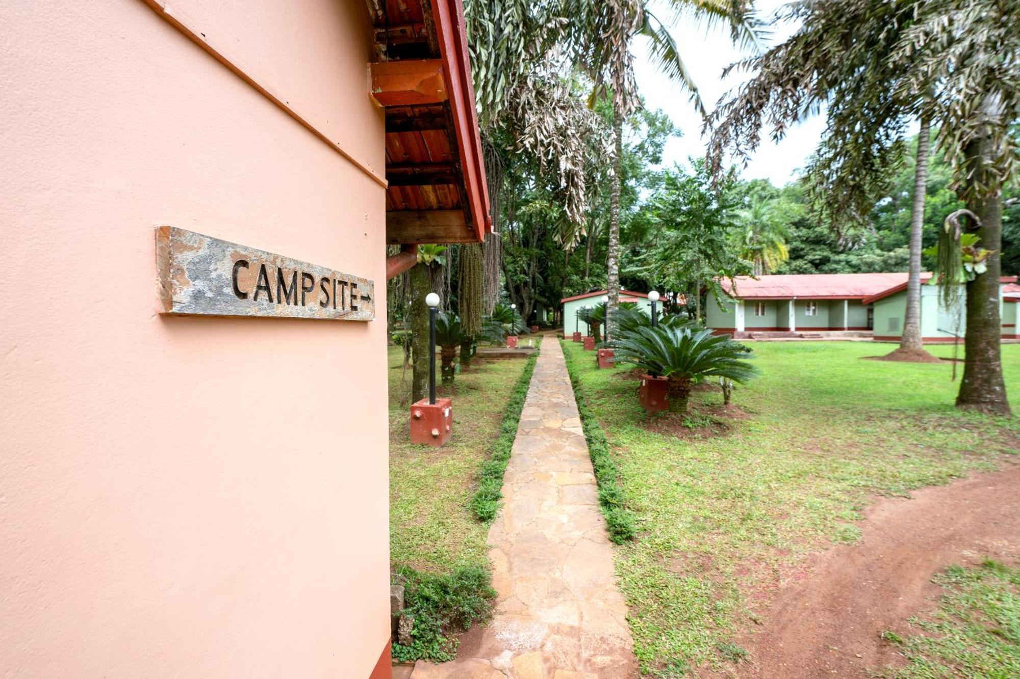 Masindi Hotel Exterior foto