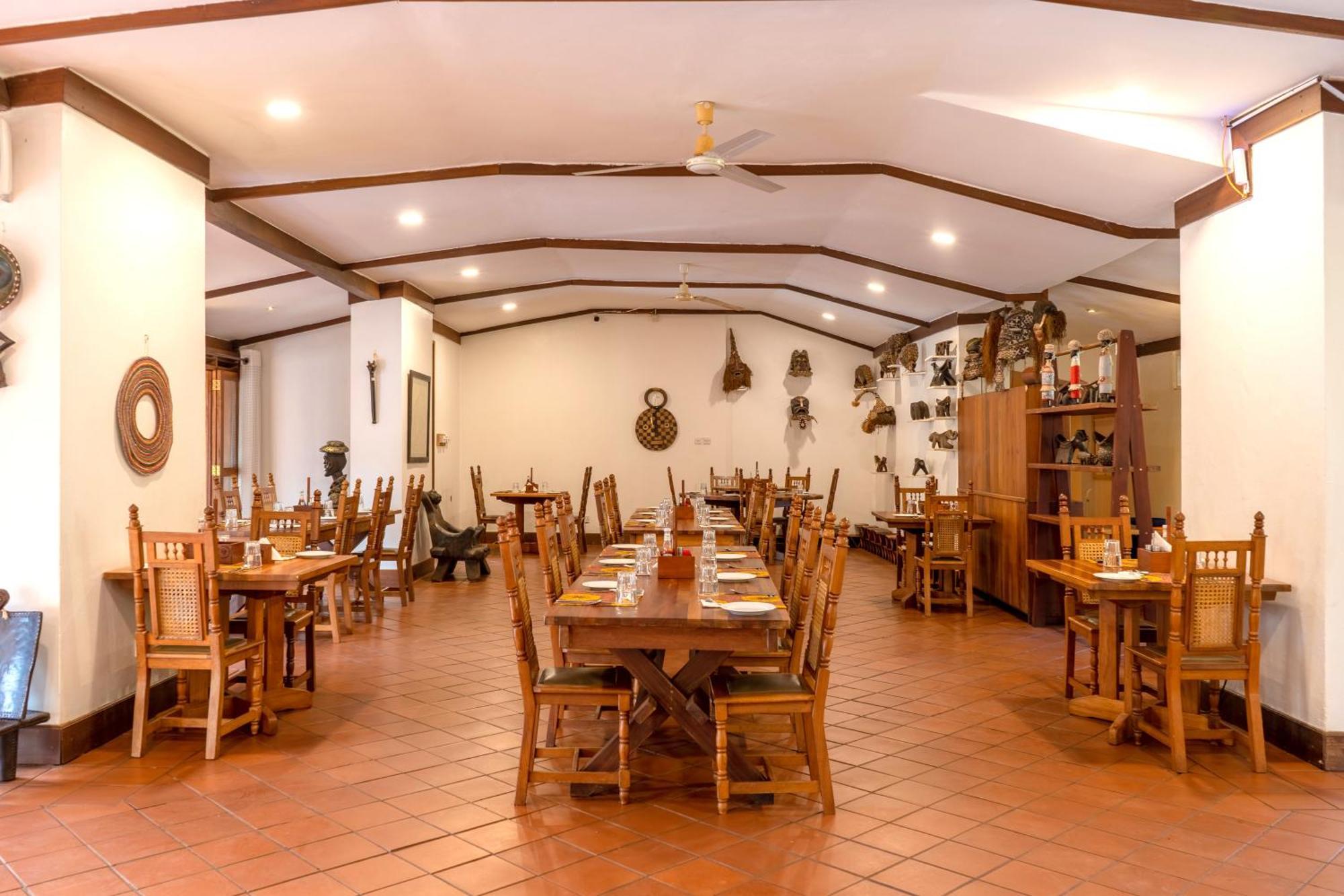 Masindi Hotel Exterior foto